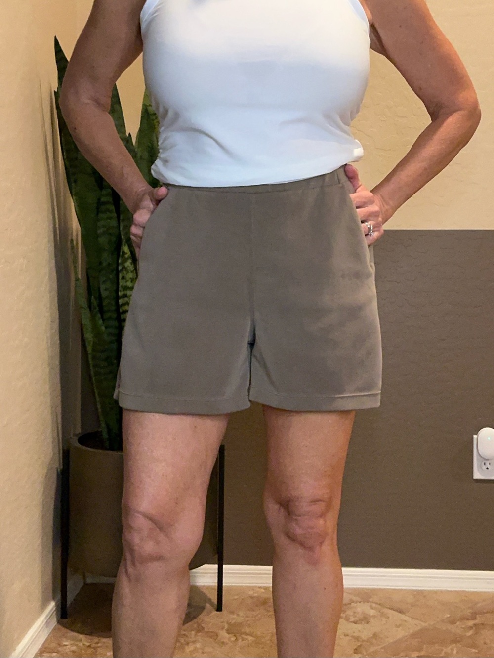 ✨ ODODOS Modal Soft Relaxed Shorts ✨ medium EUC - Picture 12 of 13